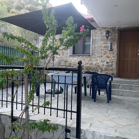 Stone House Under A Rock Kukos Apartment Sykia Chalkidikis Exterior photo
