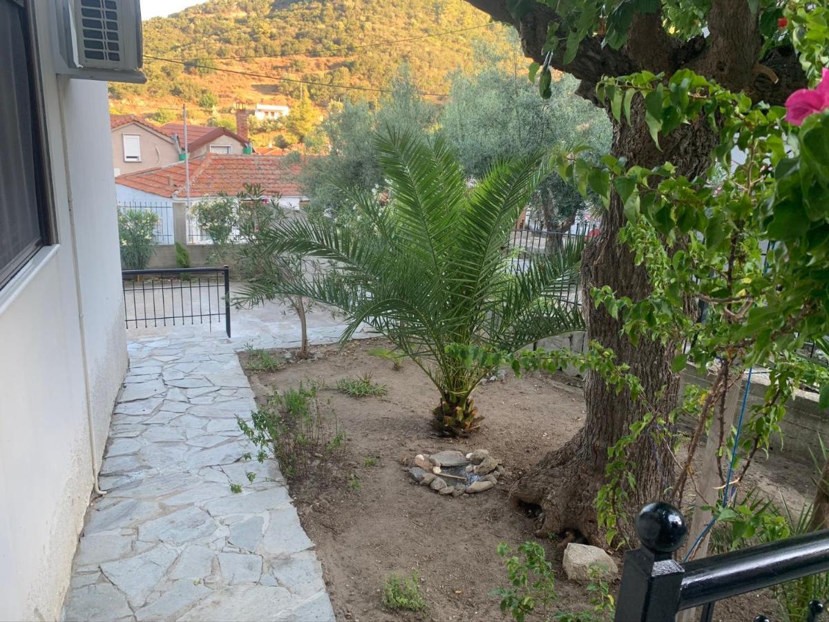 Stone House Under A Rock Kukos Apartment Sykia Chalkidikis Exterior photo